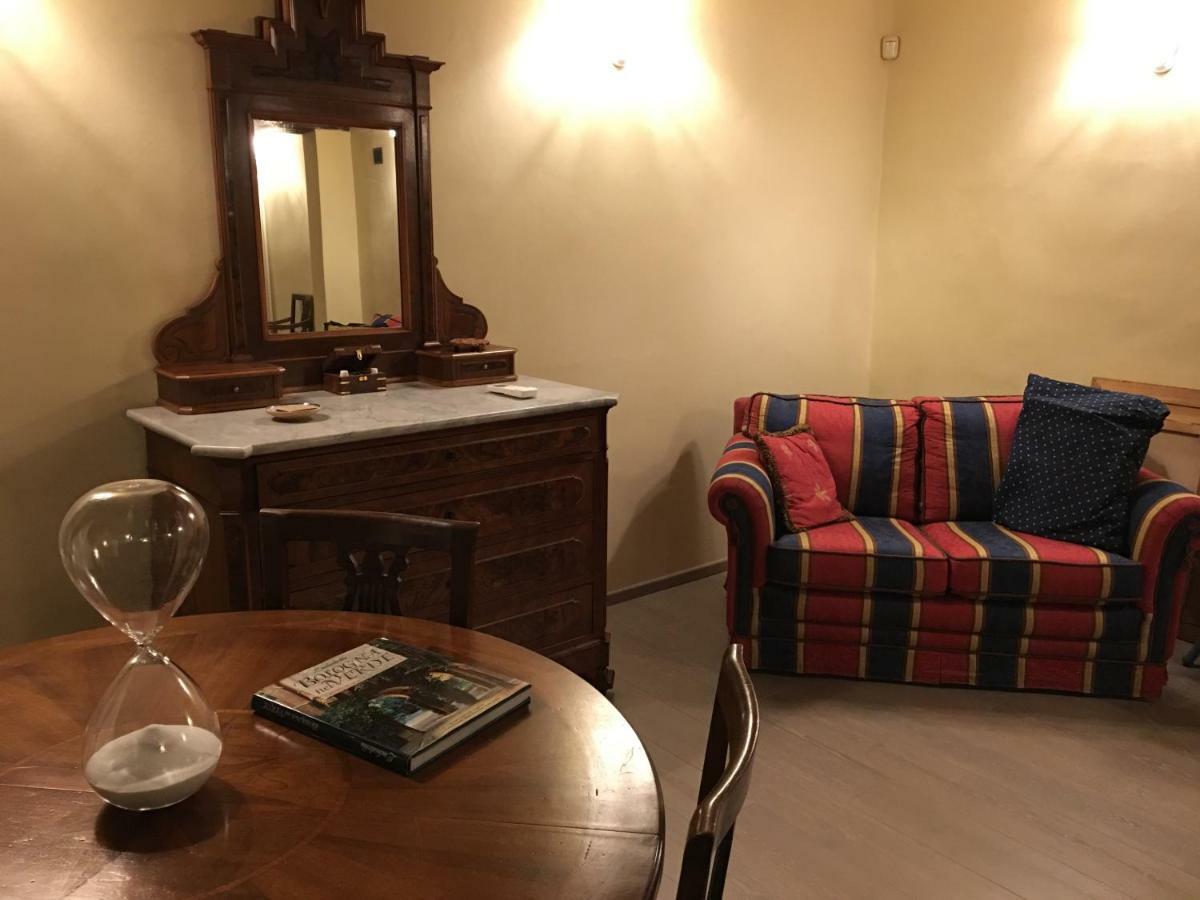 Visione Strada Maggiore 62 Болоня Екстериор снимка